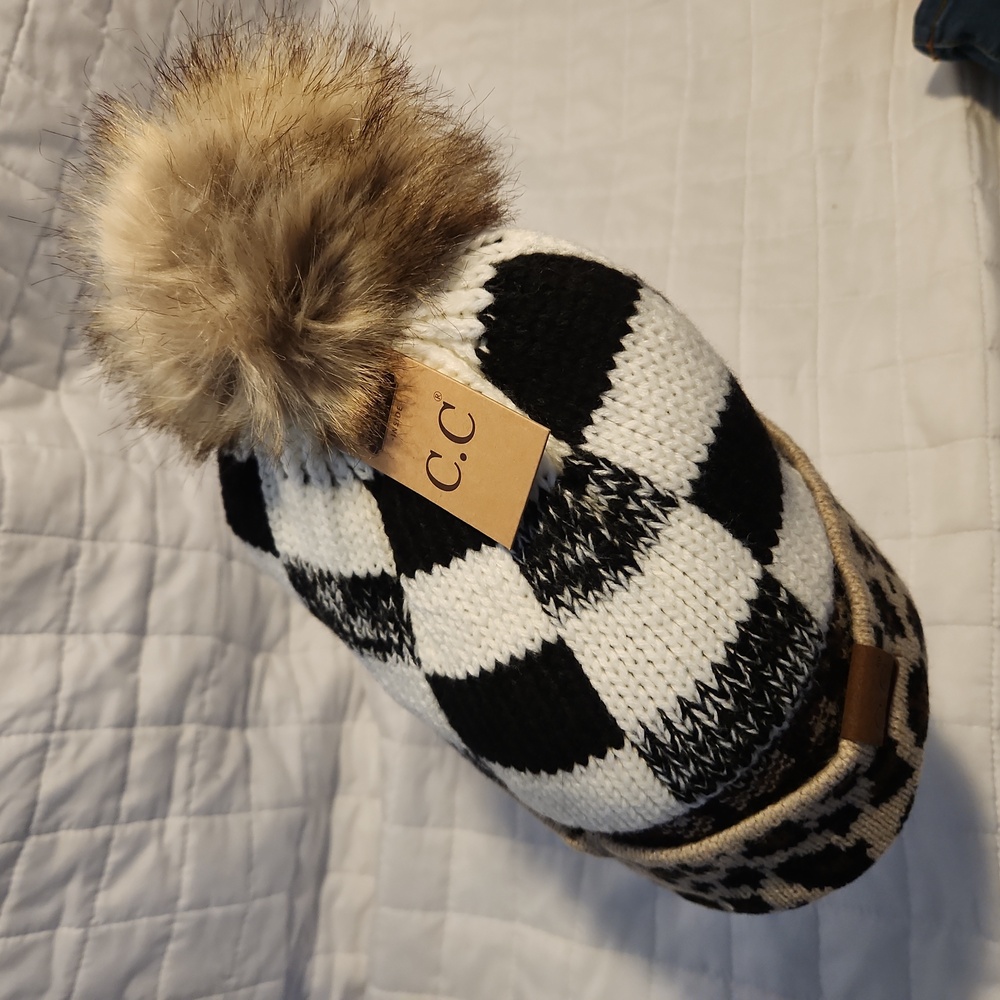 Hat - Picture 2 of 3